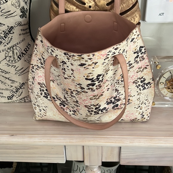 Irreversible Tote Bag from Pro Bass - Picture 6 of 6